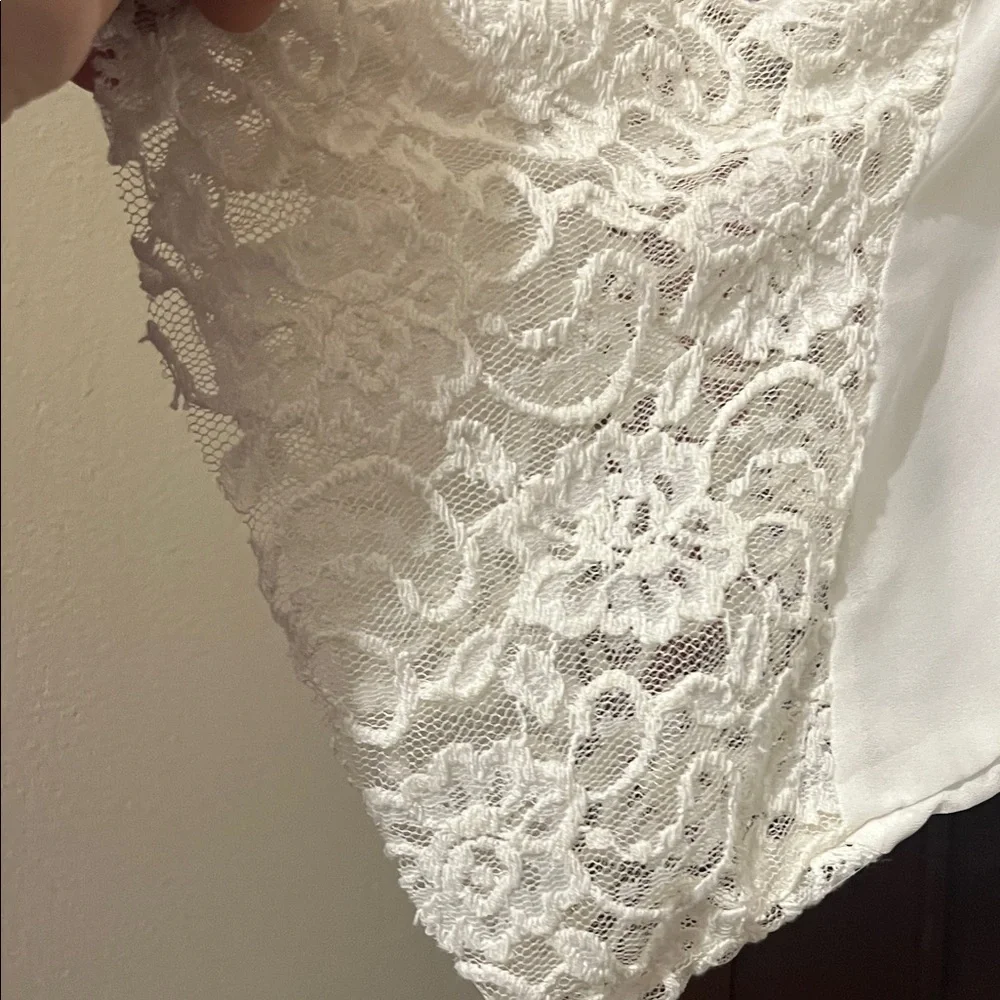 Elegant Cream Lace Kimono Wrap - Picture 3 of 7
